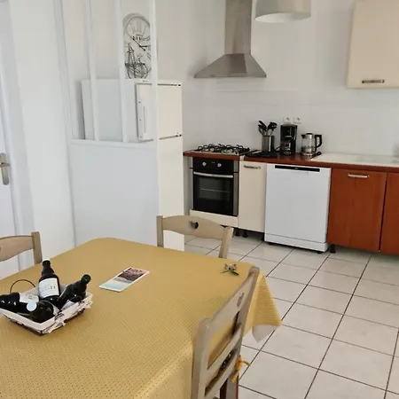 Casa vacanze Le Gabou De Sauzelle *